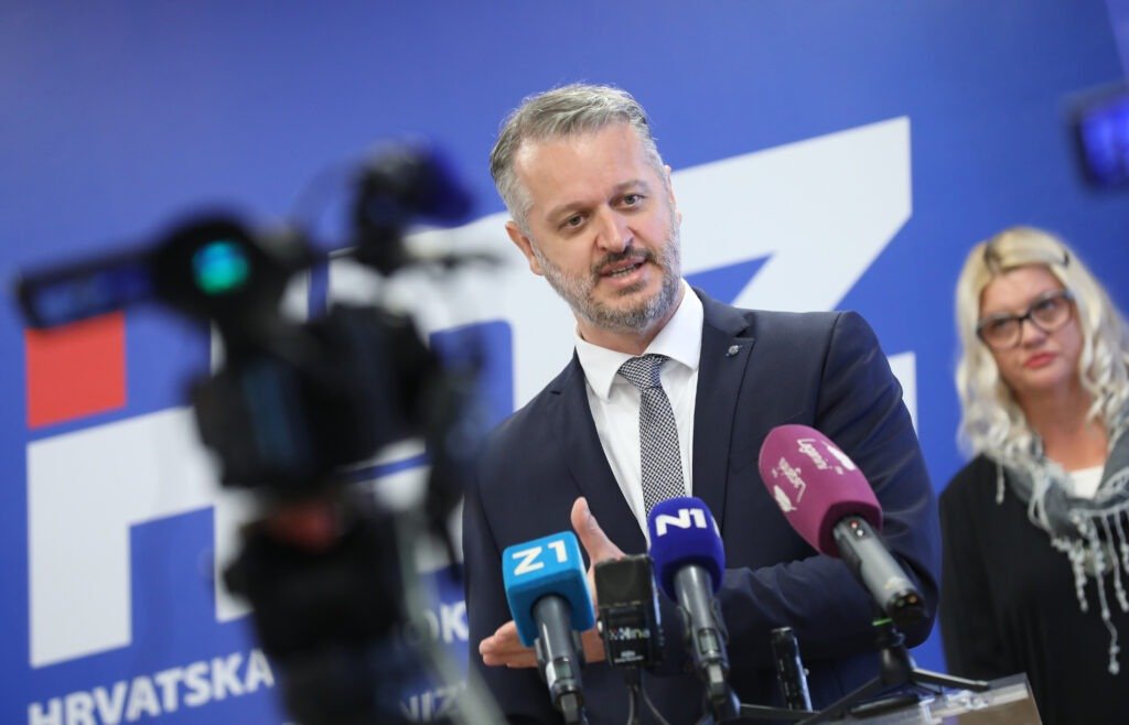 Poznati zagrebački kirurg oduševljen velikim interesom za Thompsona: Pozivam zagrebačku mladež da uživa u njegovim koncertima, fotografija