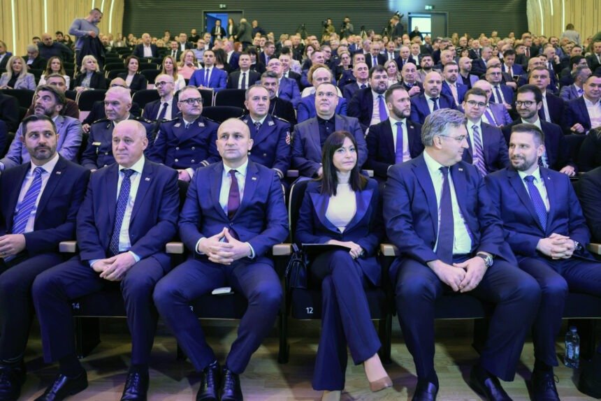 PITALI GA VJERUJE LI MAĐARIMA: Plenković otkrio zašto nije srušen dron koji je prije gotovo tri godine pao na Zagreb