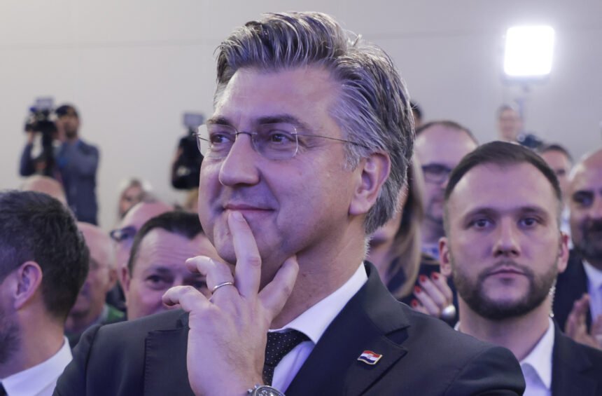 Šef HDZ-a se “sakrio”: Ugledna novinarka otkrila zašto Plenković nije  stajao na bini iza Primorca
