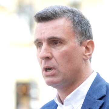 Trpimir Goluža predložio: Hrabra učiteljici iz Prečkog treba dobiti Nagradu Grada Zagreba