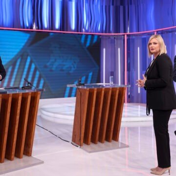 Milanović je lagao i o svom donatoru iz Rusije koji je očito u milosti Vladimira Putina: Optužio je Sanadera, a znao je da iza svega stoje Mesić i Račan