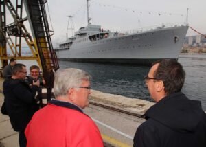 Sigle prve reakcije na Titov luksuzni brod Galeb : On je najveći tajkun ovih prostora. Današnji predsjednici moraju učiti od starog. Narod takve voli, fotografija