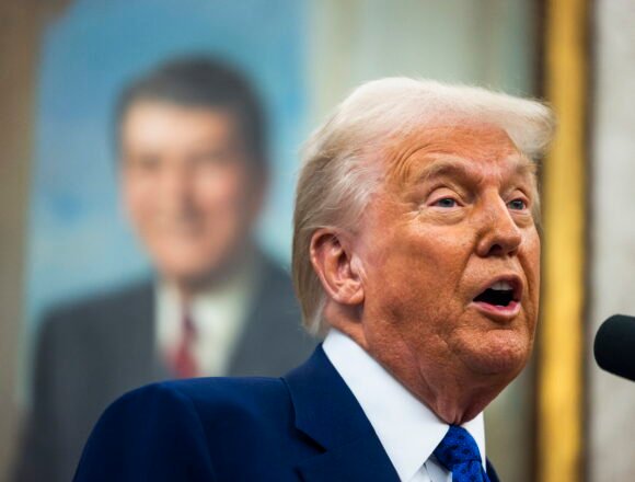 Trump ne popušta: Uveo je opake carine Kanadi i desecima zemljama – za BiH su 30 posto, a Srbiji još veće