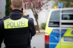 Uzeli zakon u svoje ruke: Građani zaustavljali automobile i provjeravali ima li migranata - u ovoj zemlji, fotografija