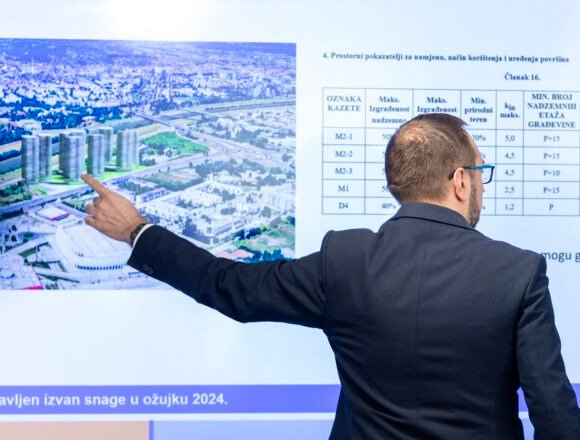 Tomaševićev upravitelj Hipodroma mjesecima nije dizao plaću, a kupio stan i dva automobila – preko zaštitara izvučeni milijuni Tomaševićev upravitelj Hipodroma mjesecima nije dizao plaću, a kupio stan i dva automobila – preko zaštitara izvučeni milijuni