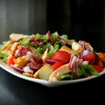 Proljetna salata: Održava sitost, a drži kilograme pod kontrolom. Uz to, sve je gotovo za – 15 minuta. Ovo su sastojci
