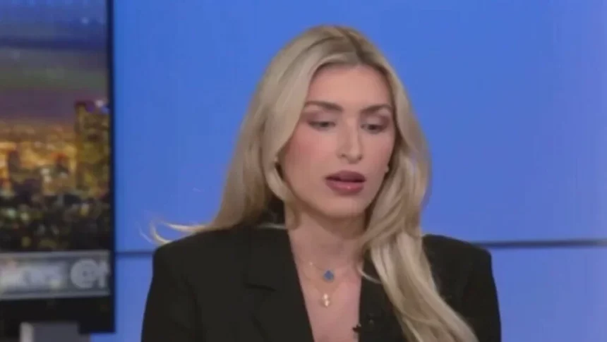 Bivša Trumpova suradnica srušila se usred prijenosa uživo: Voditelj je bio u šoku, ali se dobro snašao