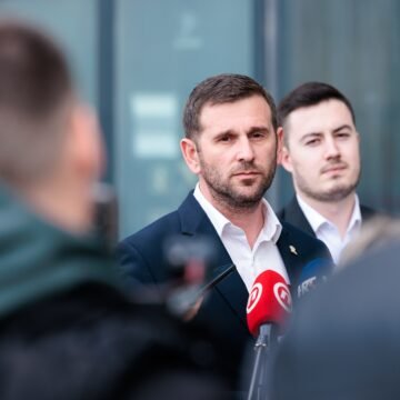 Željko Kerum oduševljen kandidatom HDZ-a za gradonačelnika Splita: On je fin i pristojan, pokazuje toplinu i  ljudskost. A Puljak je obična svađalica