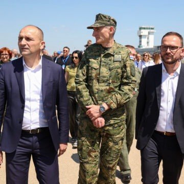 TKO PAKIRA MINISTRU: Napadaju Natašu Tramišak, a zapravo ciljaju na Anušića