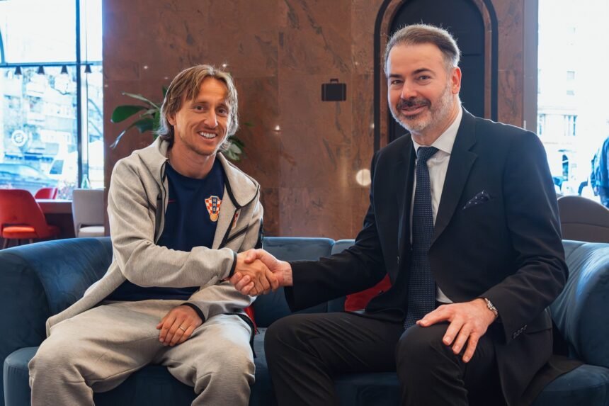 NASTAVAK PLODNE SURADNJE: Luka Modrić i dalje brend ambasador PBZ Grupe