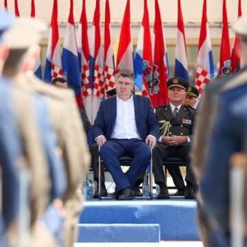 Stručnjak za protokol o Milanoviću: Odluka da ne ide džipom neće umanjiti vrhunac vojne parade