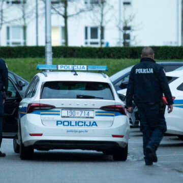 Zagrebačka policija: Otkriveni provalnici u stanove, označavali su vrata, ograde… – stranci su