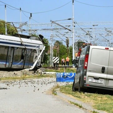 Putnici iz vlaka strave: Vrata su bila zaglavljena i nismo mogli van