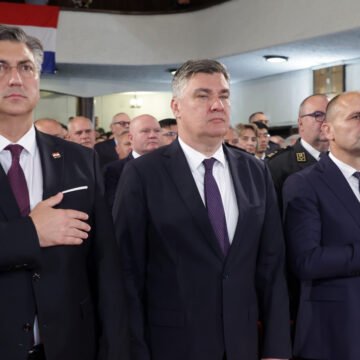 Za čiji račun Telegram i Express napadaju ministra Anušića?