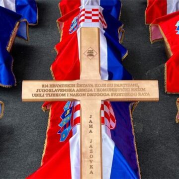Medved na ispraćaju žrtava Jazovke: Ovo je poziv za beskompromisnu osudu strašnih zločina komunizma